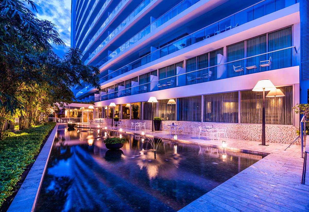 Un nuevo comienzo acompaña la experiencia de una noche clandestina en el Hotel Holiday Inn Cartagena Morros