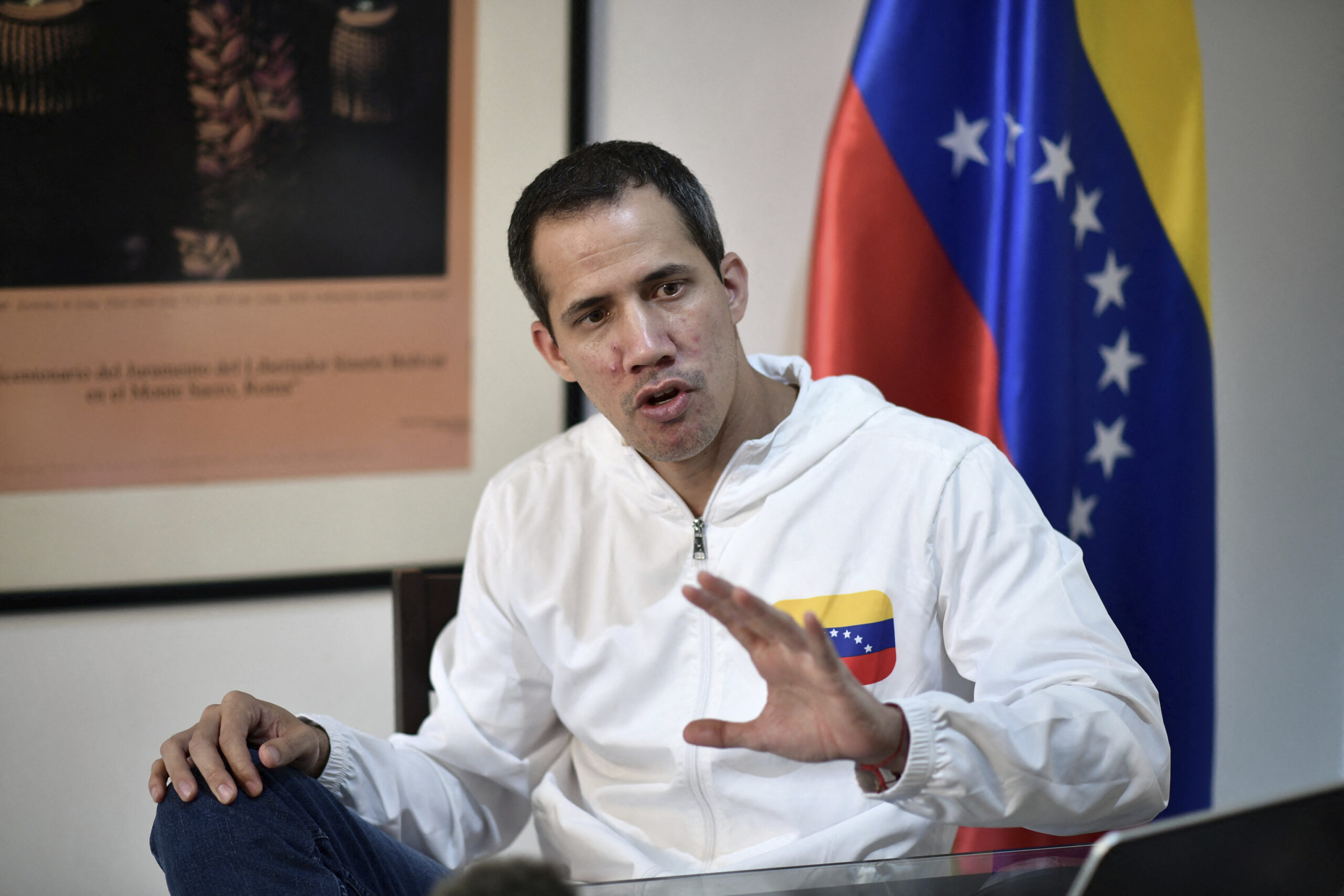 Cumbre por Venezuela, Juan Guaidó llega a Colombia sorpresivamente