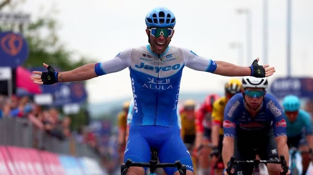 Michael Matthews se llevó la etapa 3 del Giro de Italia - Redes Sociales