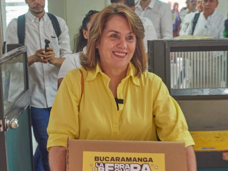 Consuelo Ordóñez, la única mujer a la Alcaldía de Bucaramanga - Google