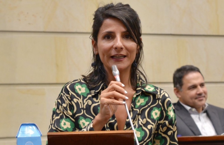 Irene Vélez presentó su carta de renuncia al MinMinas - Google