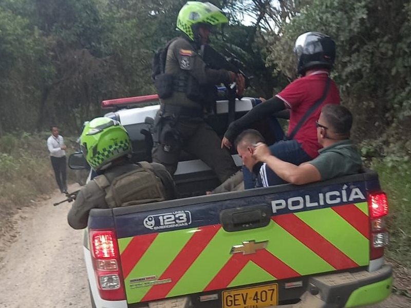 A la cárcel los presuntos asesinos de patrullera en Neiva - Google