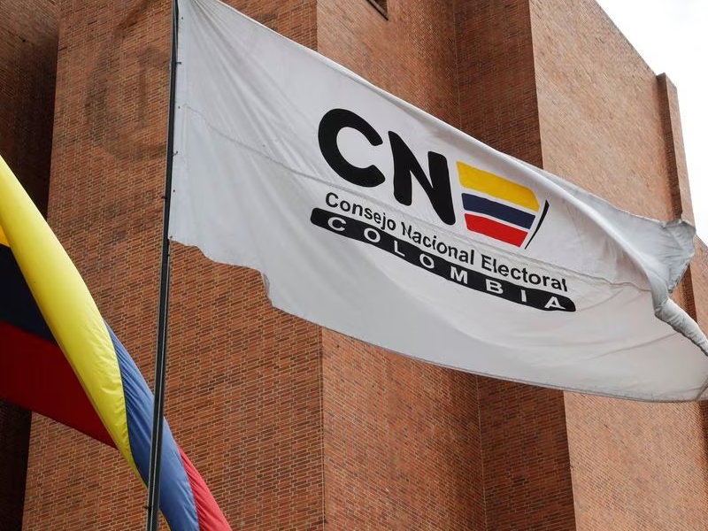 Tesorera de la campaña Petro Presidente estuvo en el CNE - Google