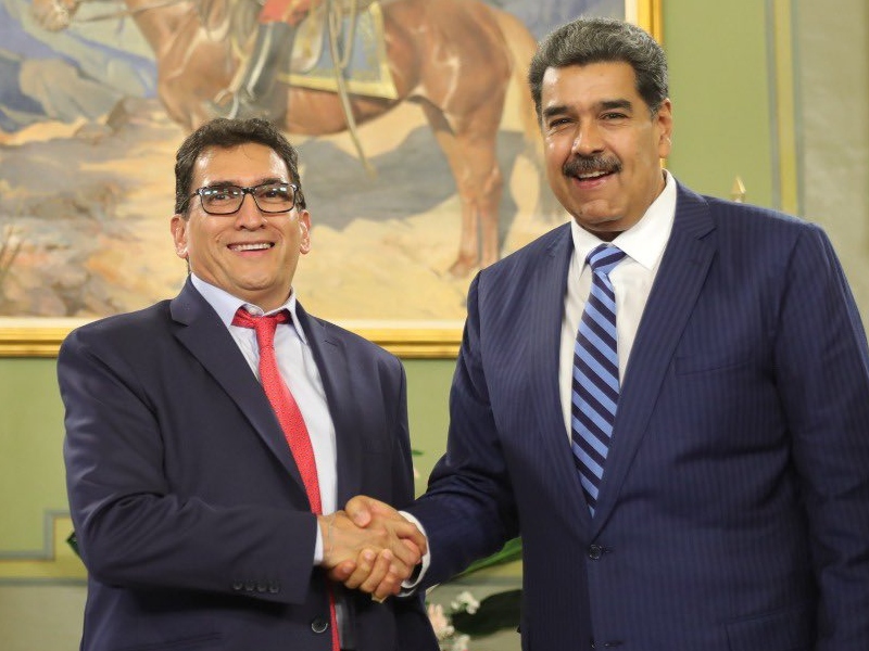 Milton Rengifo asumió como nuevo embajador en Venezuela - Cortesía