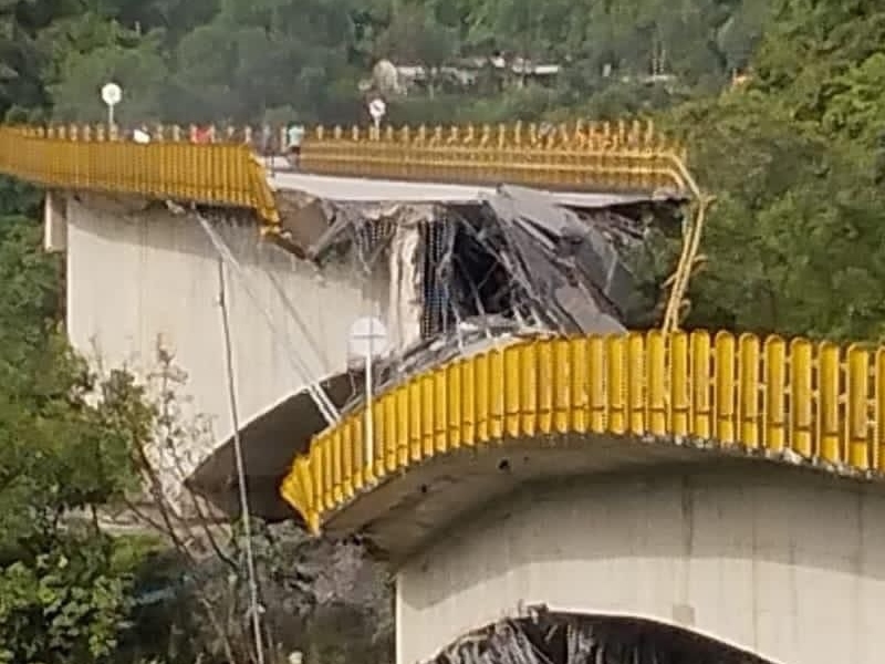 Se desplomó puente en Cusiana, Boyacá - Redes Sociales