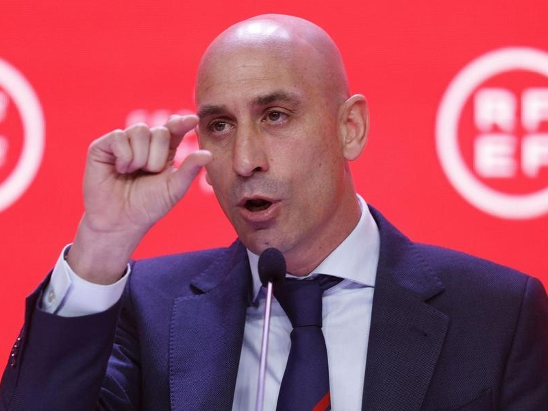 Luis Rubiales no renuncia a su cargo - Google