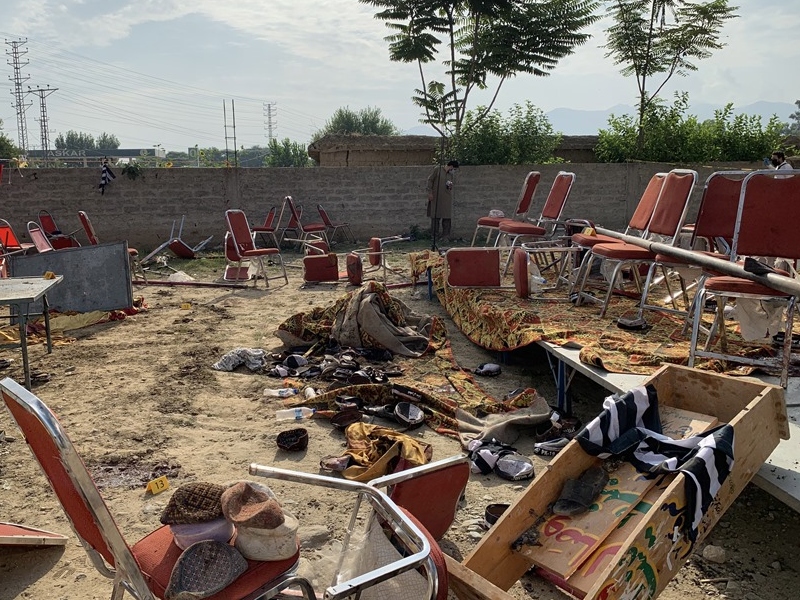 Atentado frente a mezquita en Pakistán deja más de 50 muertos - Google