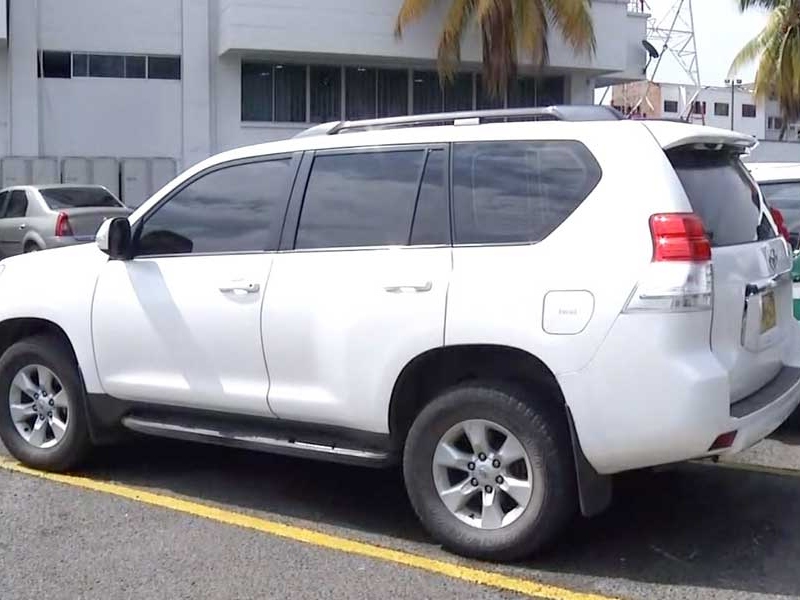 Motoladrones se robaron camioneta de la UNP en Bogotá - Google