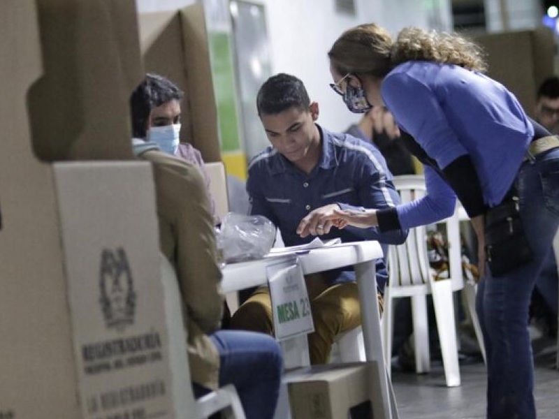 Trasladan cinco puestos de votación en el sur de Bogotá por infraestructura - Google