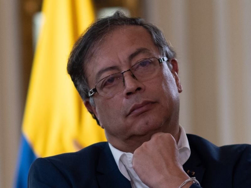 Gustavo Petro responde a excancilleres y se rehúsa a firmar carta por ataque a Israel - Google