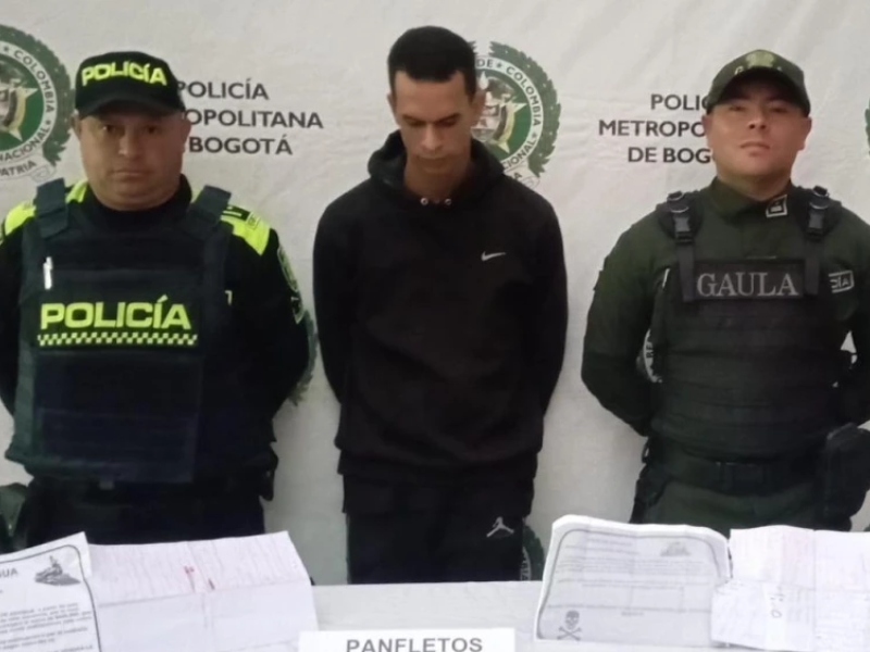 Capturan a extorsionista del Tren de Aragua en Bogotá cuando entregaba panfletos - Cortesía