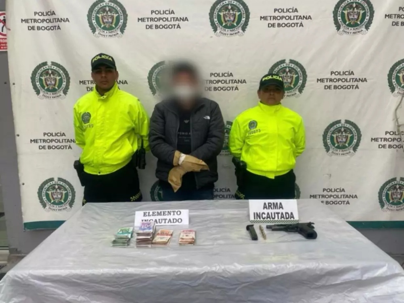 Arrestan a comerciante en el centro de Bogotá que disparó con arma traumática - Cortesía