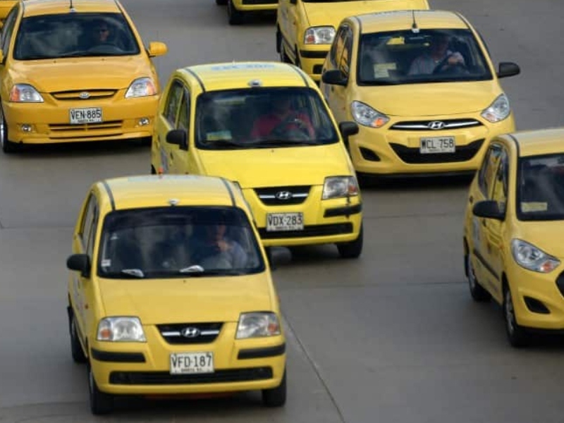 Taxista fue robado en Soacha y ladrones sacaron 40 créditos a su nombre - Google