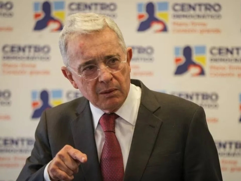 Álvaro Uribe dio pistas de quien sería el candidato del Centro Democrático - Google
