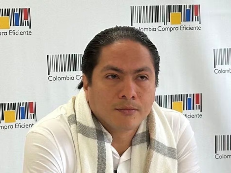 Presidente Petro le aceptó la renuncia al director de Colombia Compra Eficiente - Google