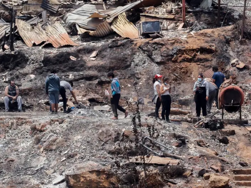 Incendios ya dejan 112 fallecidos y centenares de desaparecidos en Chile - Google