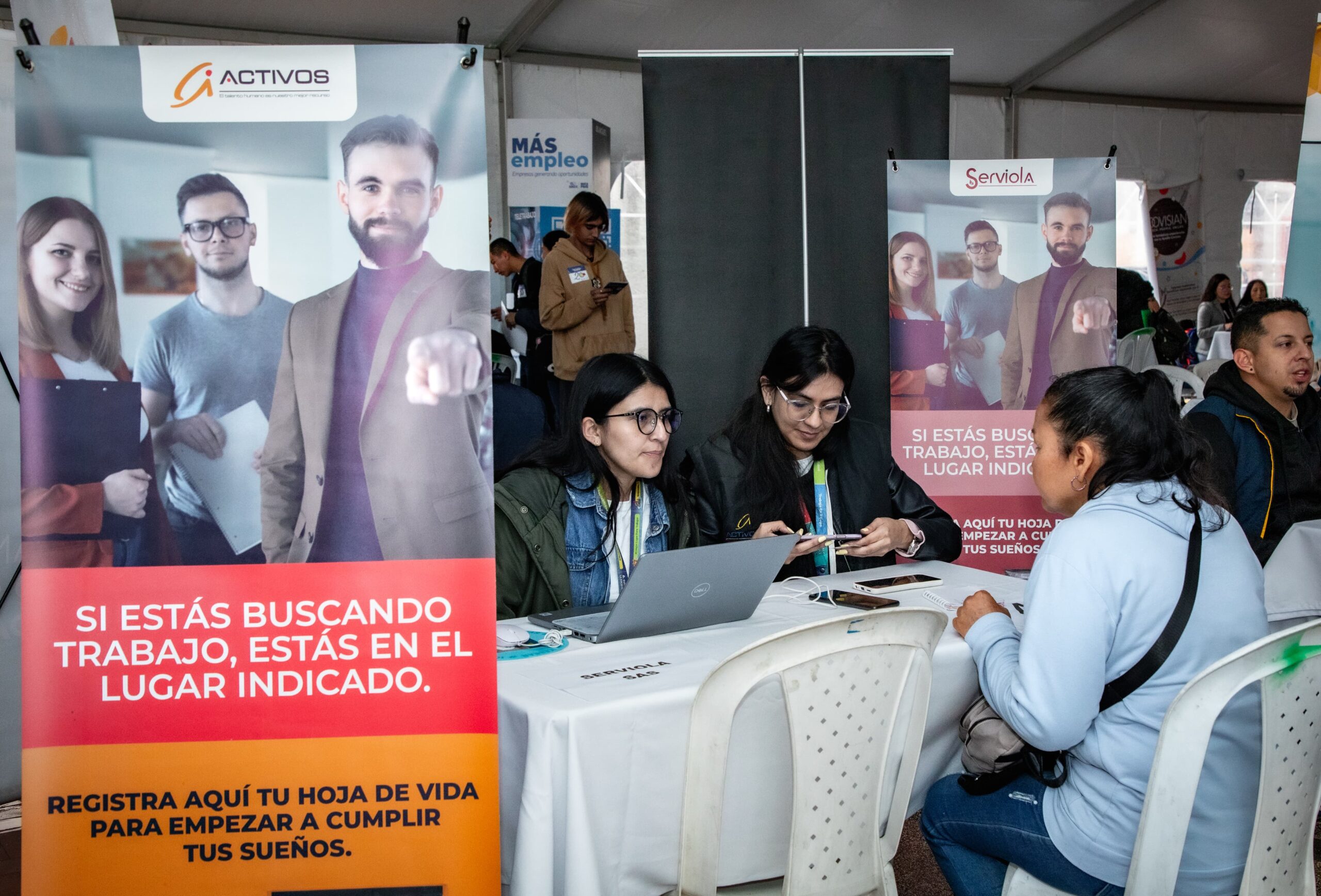 ¡Trabajo Si Hay! Gran Megaferia de Empleo en Suba con Inclusión Social y Más de 4000 Vacantes