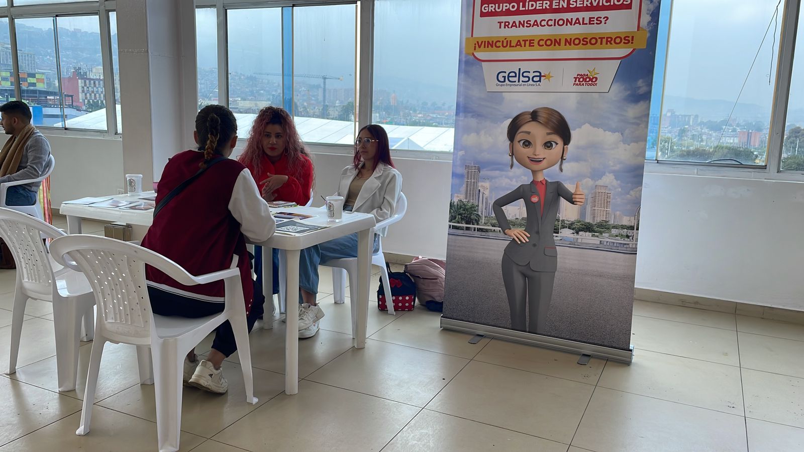 Feria de Empleo en el Centro Comercial “La Gran Esquina”