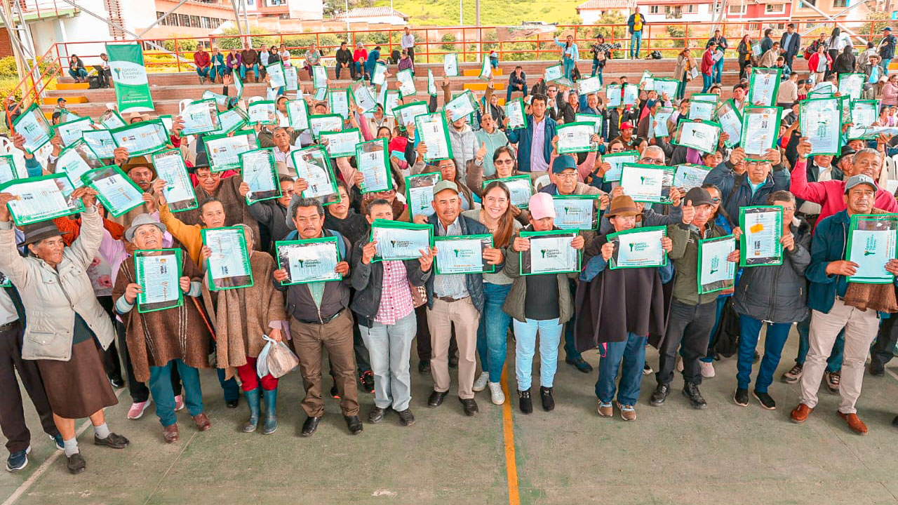 El Gobierno entregó 534 títulos de propiedad sobre 566 hectáreas de tierra en Boyacá