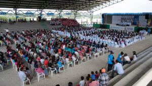 Más de 900 beneficiados por oferta de servicios en Feria en Sucre.