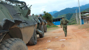 Fuerzas Militares resaltan aumento del 52 % en combates contra grupos armados ilegales y del 35 % en incautación de cocaína.