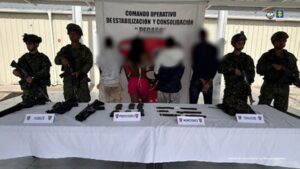 Judicializados presuntos responsables de porte ilegal de armas y elementos de uso privativo de las Fuerzas Armadas.