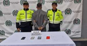 Policía capturó a ladrón que asaltó a pasajeros de un bus del SITP en Bogotá.