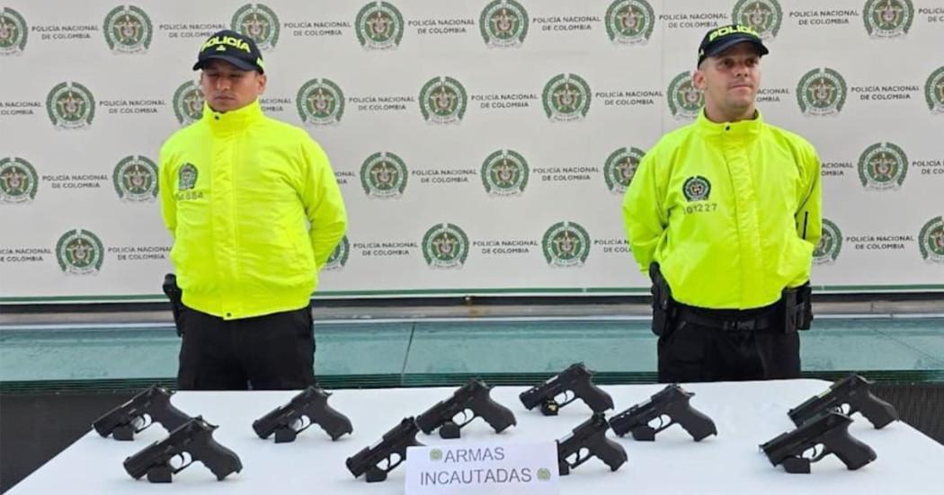 Policía de Bogotá incautó diez armas de letalidad reducida en San Andresito