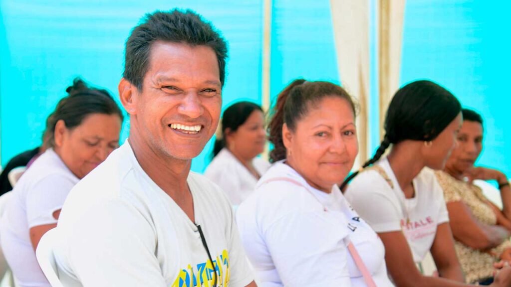 Comienzan pagos de subsidios a personas cabeza de hogar afectadas por fenómeno de La Niña.