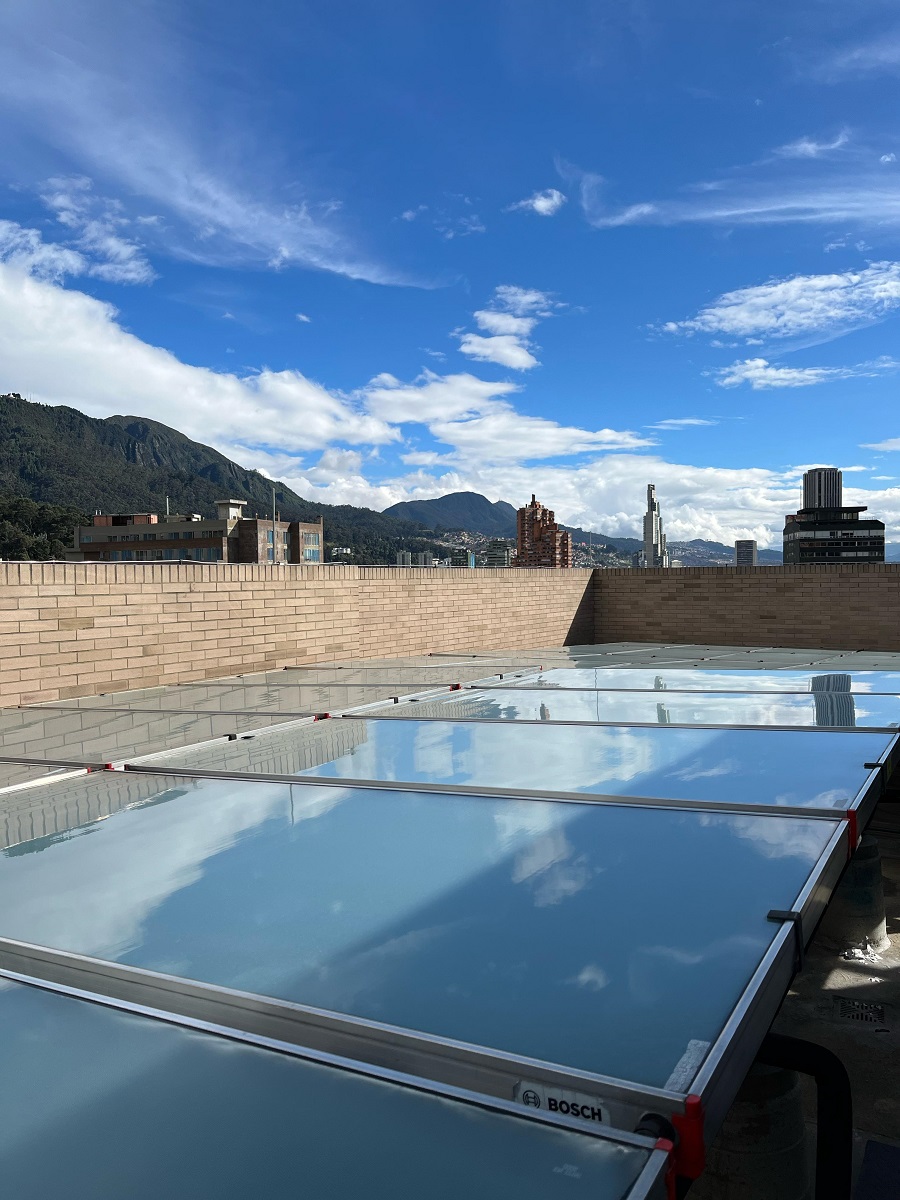 Empresas colombianas pueden bajar hasta 70% sus gastos en agua caliente con energía solar