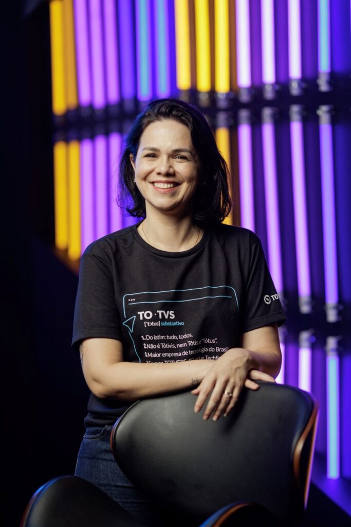La imagen actual no tiene texto alternativo. El nombre del archivo es: Diana-Rodrigues-directora-de-Marketing-y-Comunicaciones-en-TOTVS.jpg