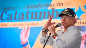 ‘Eln todavía tiene una oportunidad de aportarle a la paz en el Catatumbo’: presidente Petro.