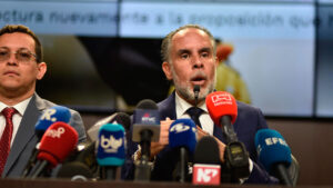 Gobierno nacional anuncia que, si de aquí al primero de junio el Congreso no se pronuncia, se convocará al pueblo a la Consulta Popular.