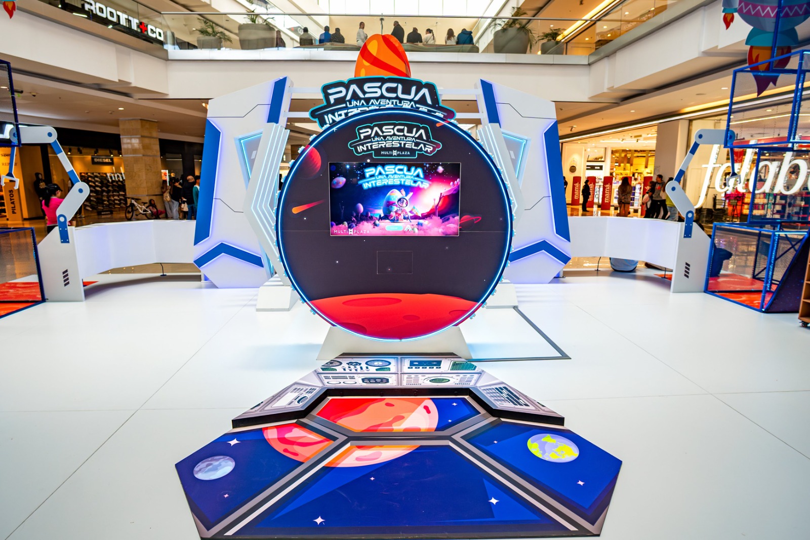 ¡El Centro Comercial Multiplaza en Bogotá lanza una Pascua Interestelar para niños y familias!.
