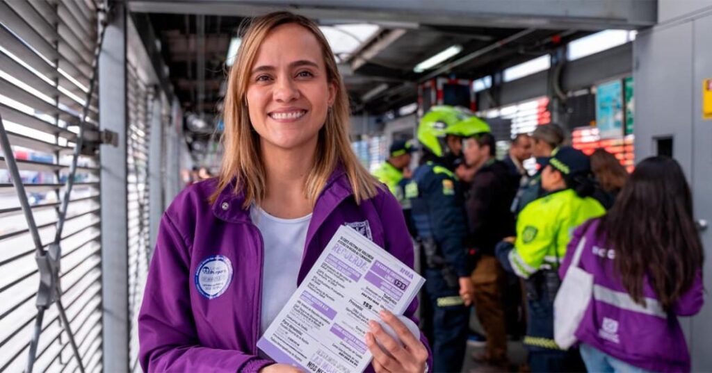 Megatomas de la Secretaría de la Mujer llegarán a las localidades más críticas.