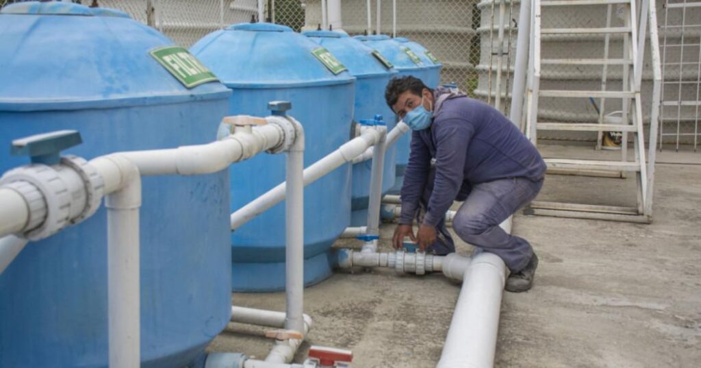Secretaría del Hábitat entregará 12.000 kits de reúso de aguas lluvia en Bogotá.