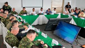 Gobierno condena atentados terroristas en Cauca y Valle y ofrece recompensas.