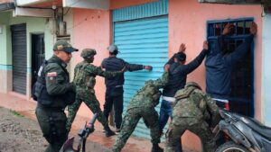 Mindefensa confirma rescate de 57 militares secuestrados en el Cauca y más de 20 capturas en flagrancia.