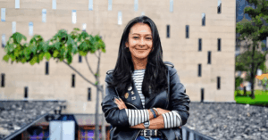 Distrito lamenta la partida de Ana Cuesta, directora del Centro de Memoria y Paz.