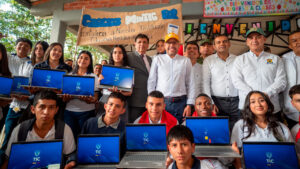 39.000 estudiantes del Cauca fortalecerán habilidades digitales con inversión de $7.366 millones.