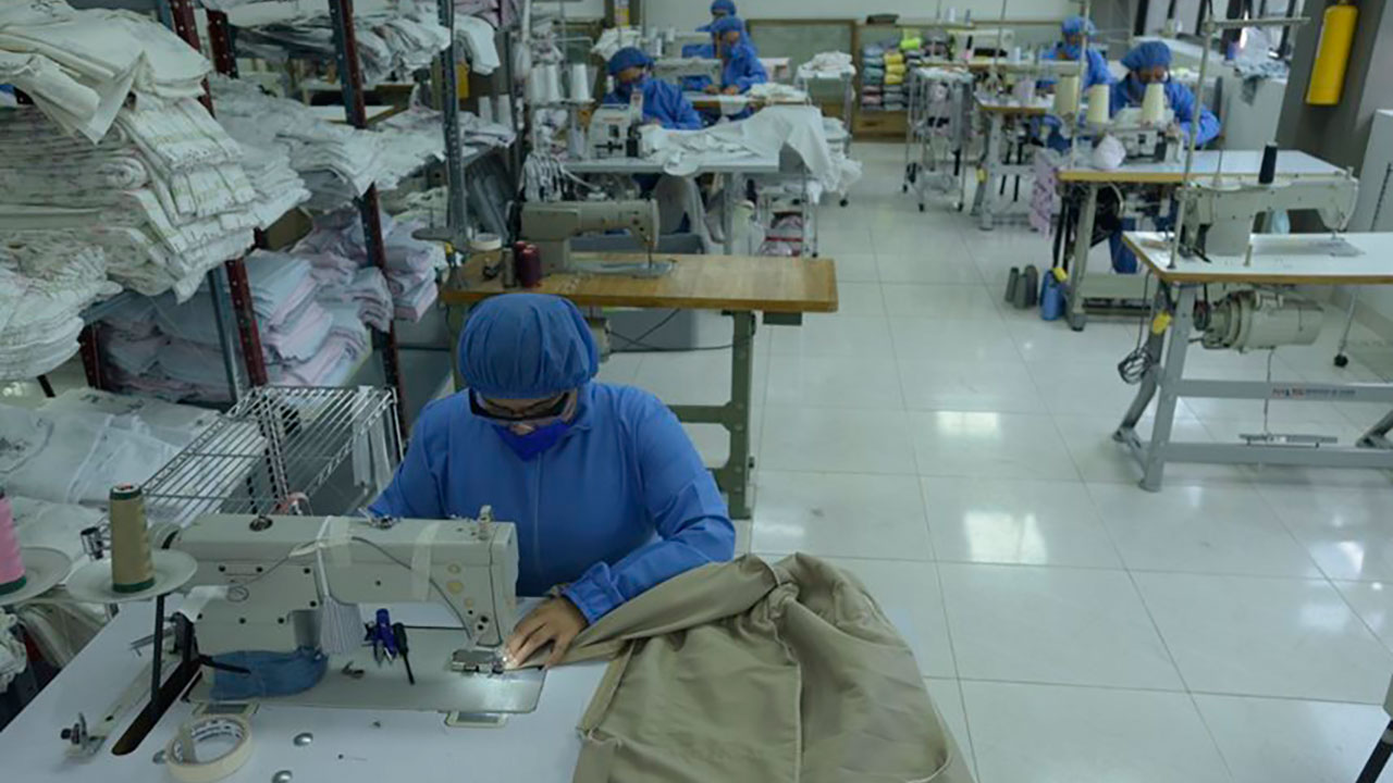 Gobierno propone arancel cero a importación de 37 insumos para confecciones y calzado que no se producen en el país