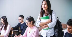 En Colombia, 2,6 millones de jóvenes no estudian ni trabajan: Institución cubrirá el segundo semestre a nuevos matriculados.