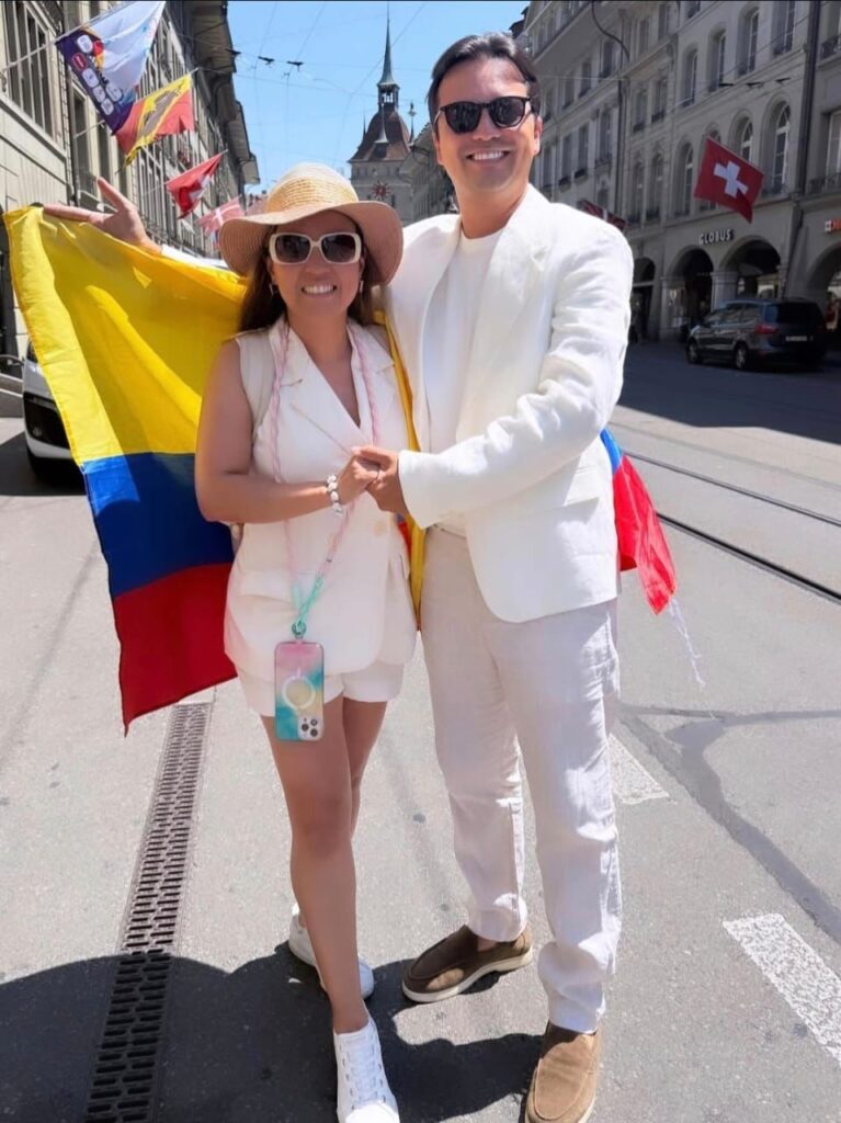 El joven vallecaucano que convirtió el exilio en puente para unir a los colombianos del mundo.