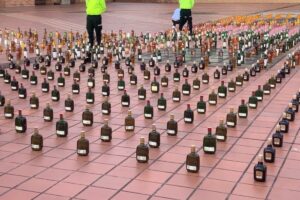 Incautan más de 1700 unidades de licor adulterado en operativos en Bogotá - Foto: Cortesía