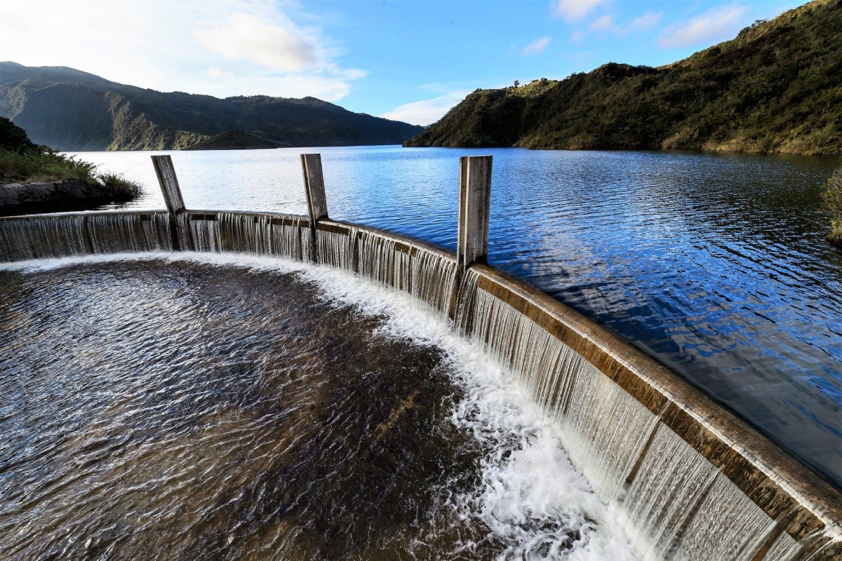Acueducto de Bogotá activó medidas preventivas ante posible desborde del embalse de Chuza 