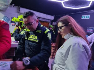 Dos establecimientos suspendidos y una sanción a chiva rumbera en Chapinero.
