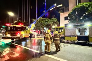 Incendio en la Clínica Fundadores de Medellín obligó al traslado de 150 pacientes - Foto: Cortesía
