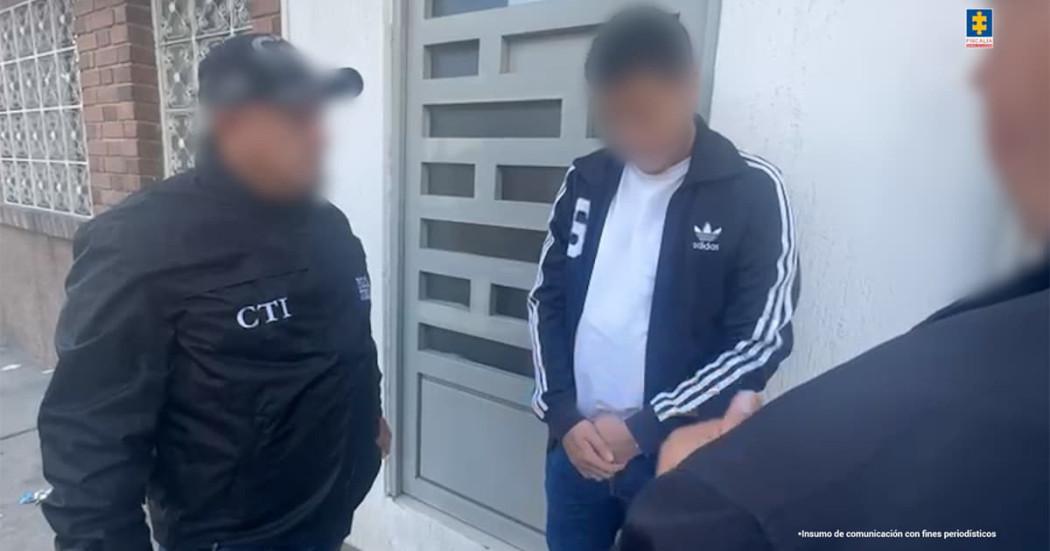 Cárcel a hombre señalado de agredir a su pareja y lanzarla de edificio en Bogotá