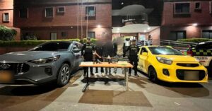 Cayó banda criminal que robó taxi y planeaba hurtar vehículos al sur de Bogotá.
