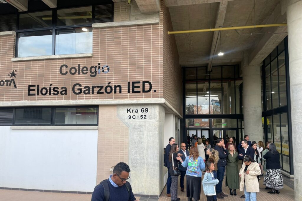 Distrito inauguró colegio Eloísa Garzón en Kennedy con 1.060 estudiantes - Foto: Secretaría de Educación